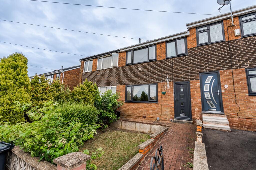 Main image of property: Park Croft, Batley, WF17