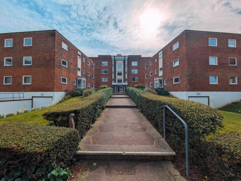 2 bedroom apartment for rent in The Riviera, Sandgate, Folkestone, Kent, CT20