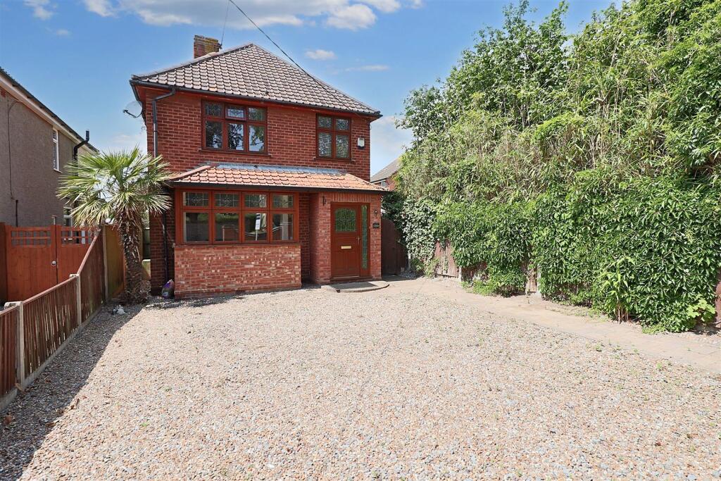 Main image of property: Gorleston Road, Oulton Broad
