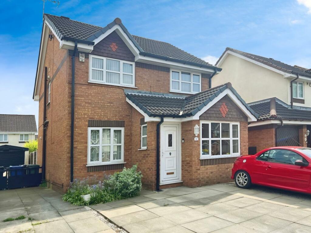 3 bedroom detached house for sale in Chinnor Close, Leigh, WN7