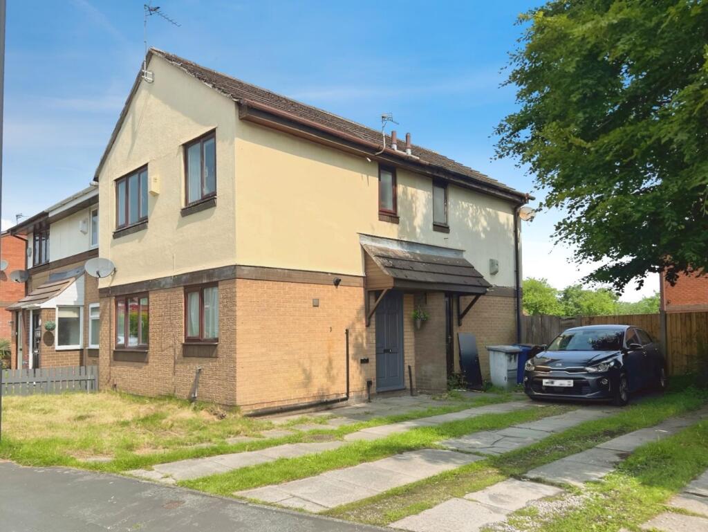 Main image of property: Farnworth Street, Leigh