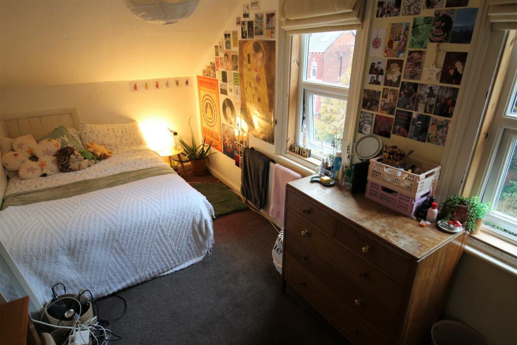 Main image of property: Delph Lane, Hyde Park, Leeds, LS6 2HQ