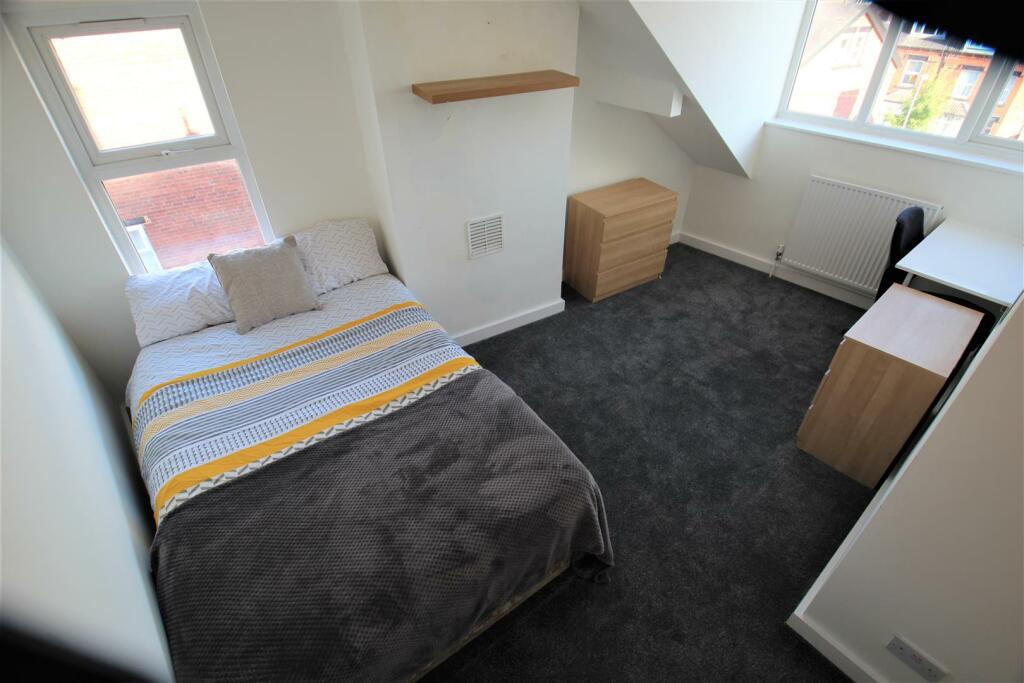 Main image of property: Beechwood Terrace, Burley, Leeds, LS4 2NG