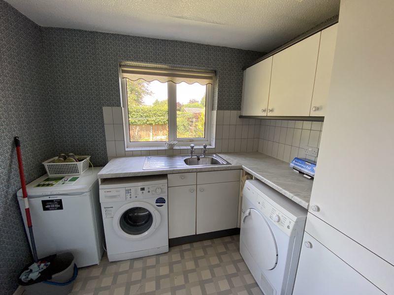 3 bedroom detached house for sale in Greenside Drive, Lostock Green