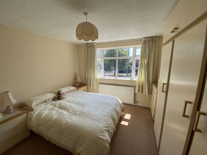 3 bedroom detached house for sale in Greenside Drive, Lostock Green