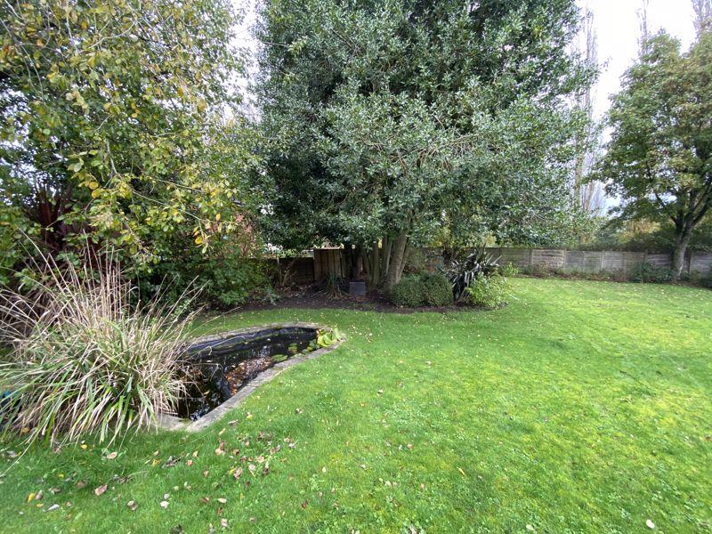 5 bedroom semidetached house for sale in Appleton Street, Winnington