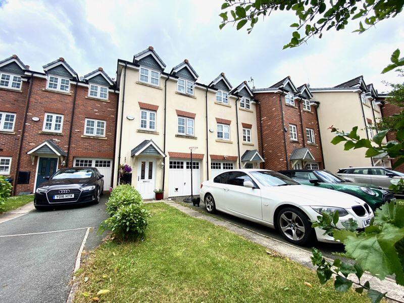 3 bedroom end of terrace house for sale in Stonecroft, Northwich, CW9