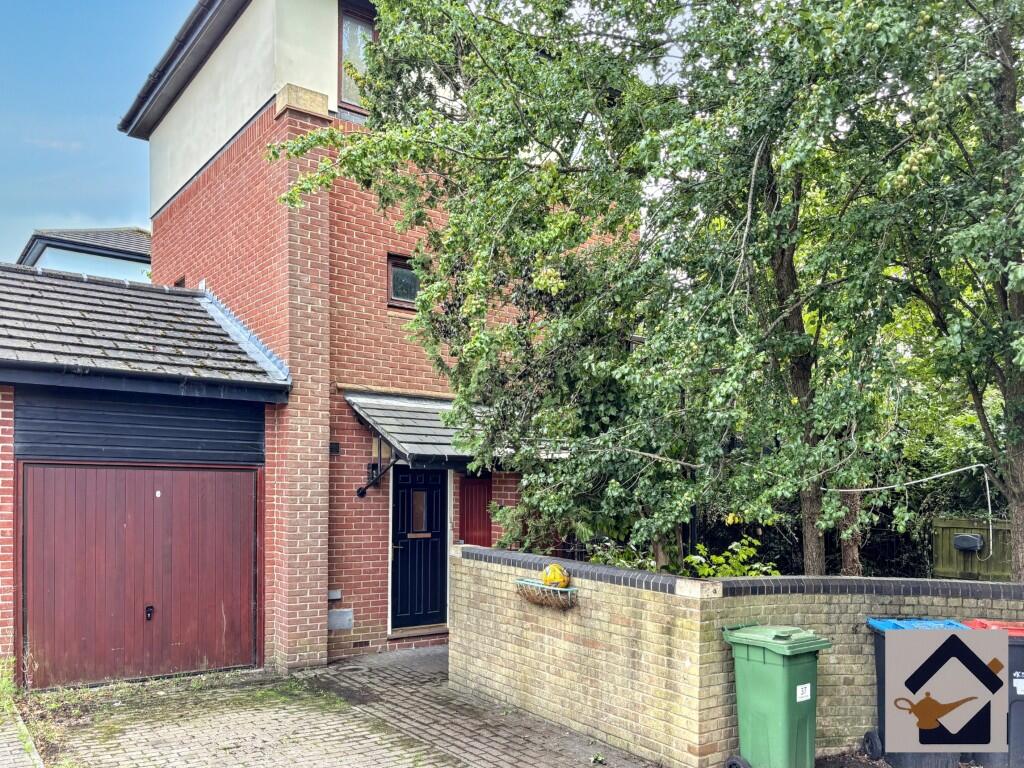 Main image of property: Adelphi Street, Milton Keynes, Buckinghamshire, MK9