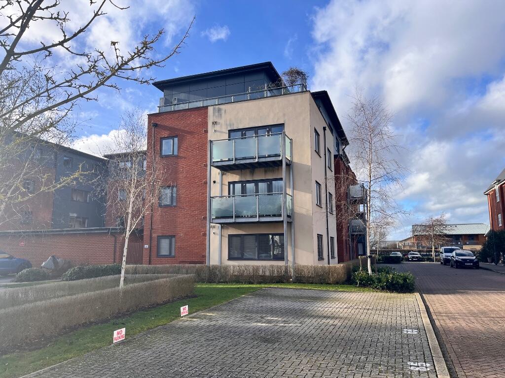 Main image of property: Provis Wharf, Aylesbury, Buckinghamshire, HP20