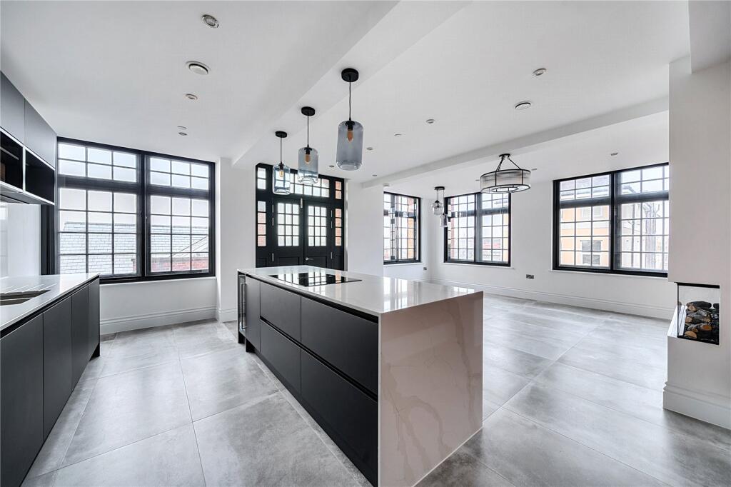 Main image of property: Grosvenor Road, Tunbridge Wells, Kent, TN1