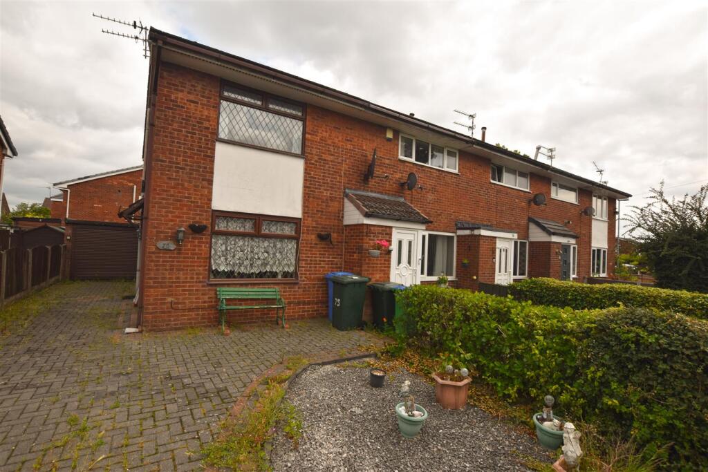 Main image of property: Andover Avenue, Middleton, Manchester