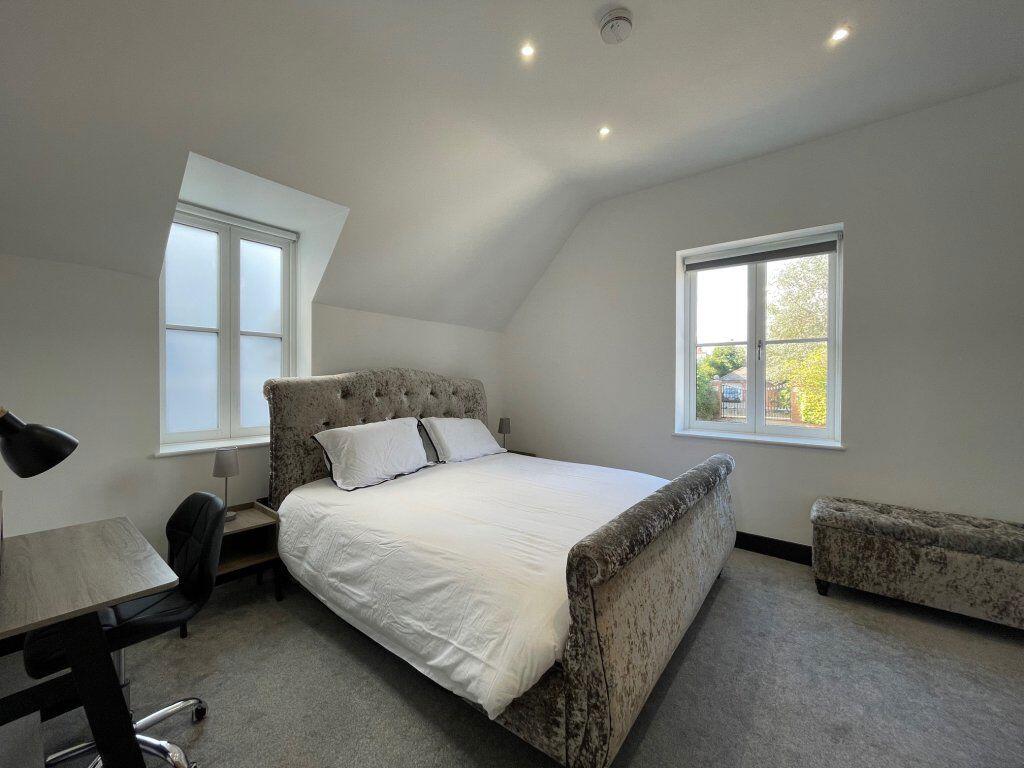 Main image of property: Highcroft Villas - P2043S28