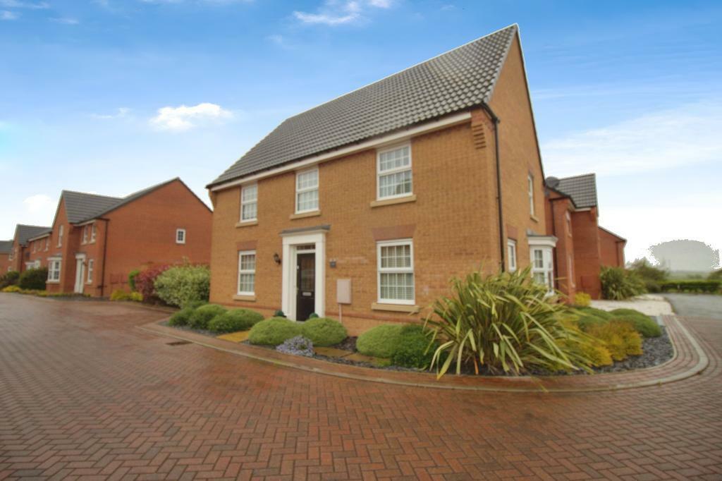 4 bedroom detached house for sale in Glenfields North, Whittlesey, PE7