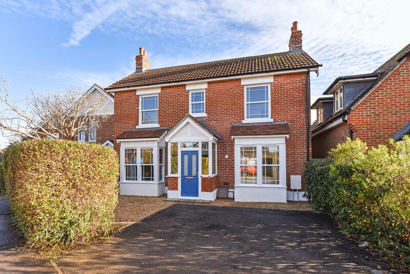 Main image of property: 28 The Drive, Southbourne PO10 8JP