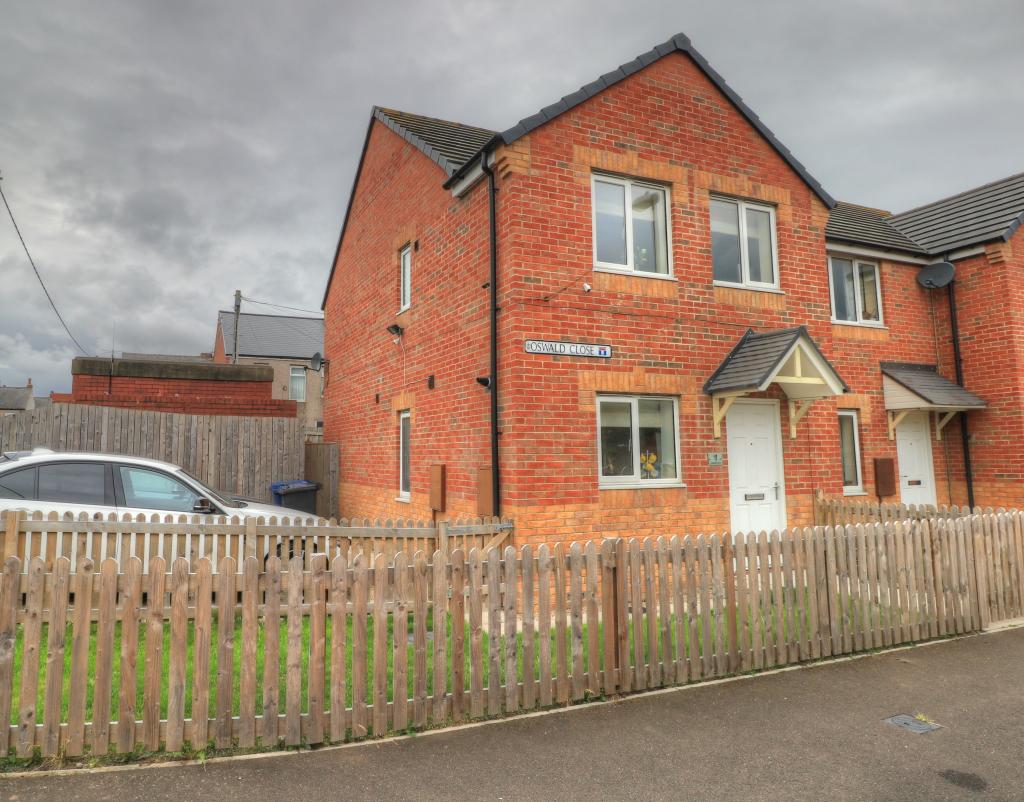 3 bedroom semidetached house for sale in Oswald Close, Boldon Colliery