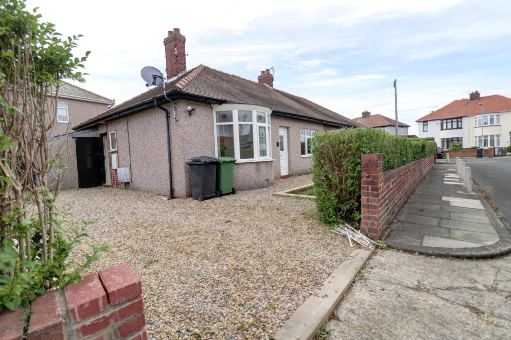 2 bedroom semidetached bungalow for sale in Jubilee Estate, Ashington, NE63