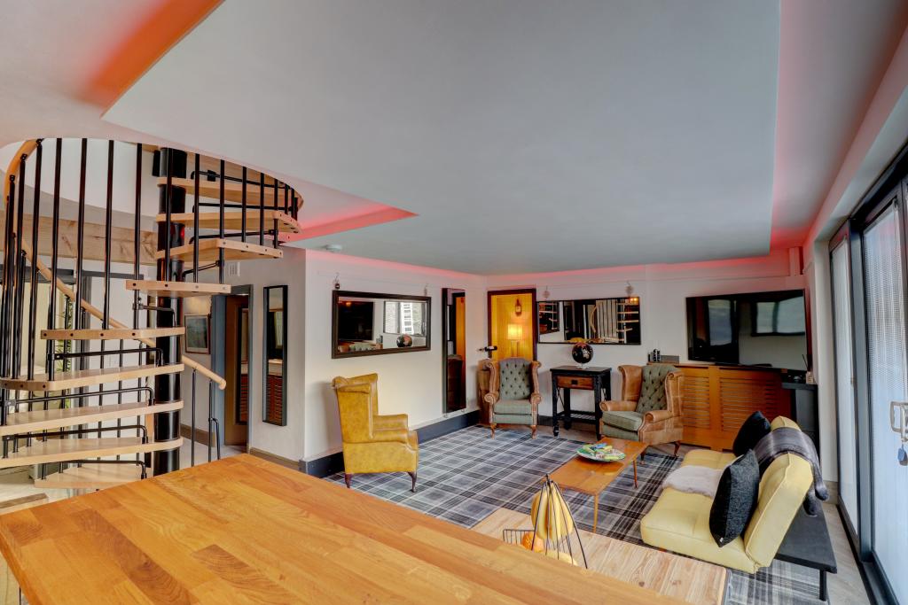 Additional property image - Annan Road, Dumfries, DG1