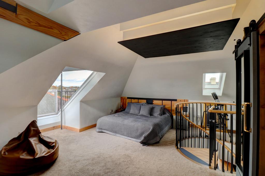 Additional property image - Annan Road, Dumfries, DG1