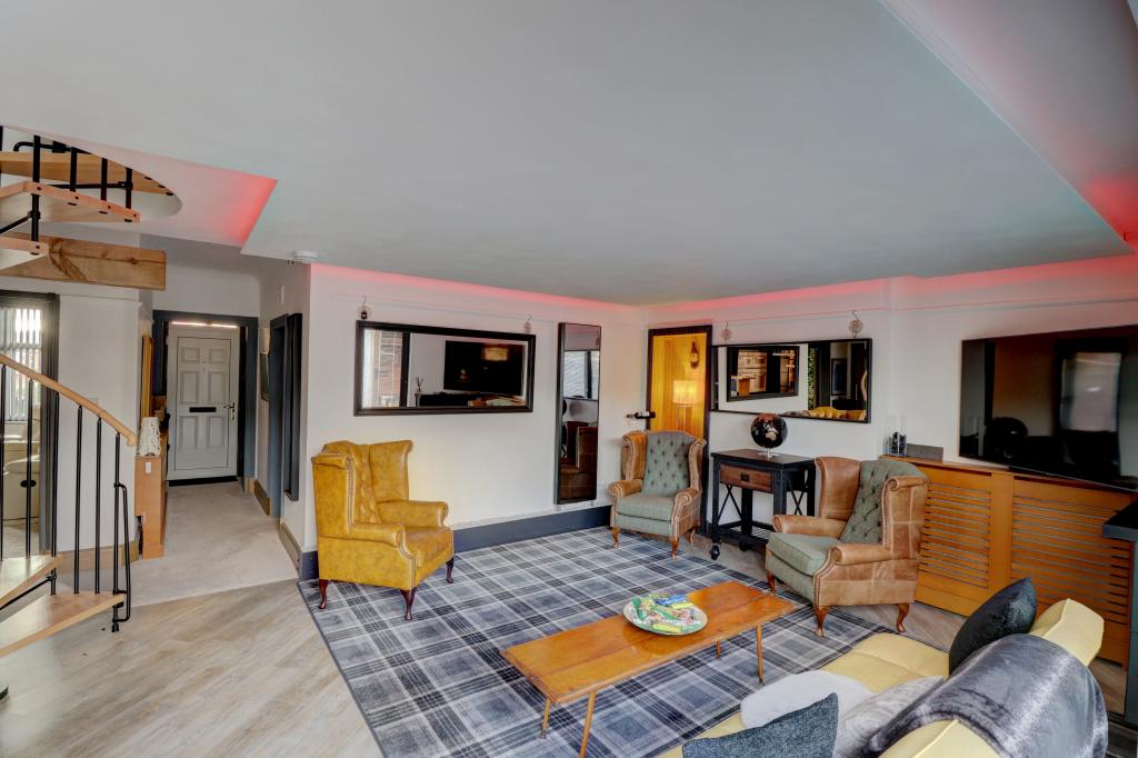Additional property image - Annan Road, Dumfries, DG1