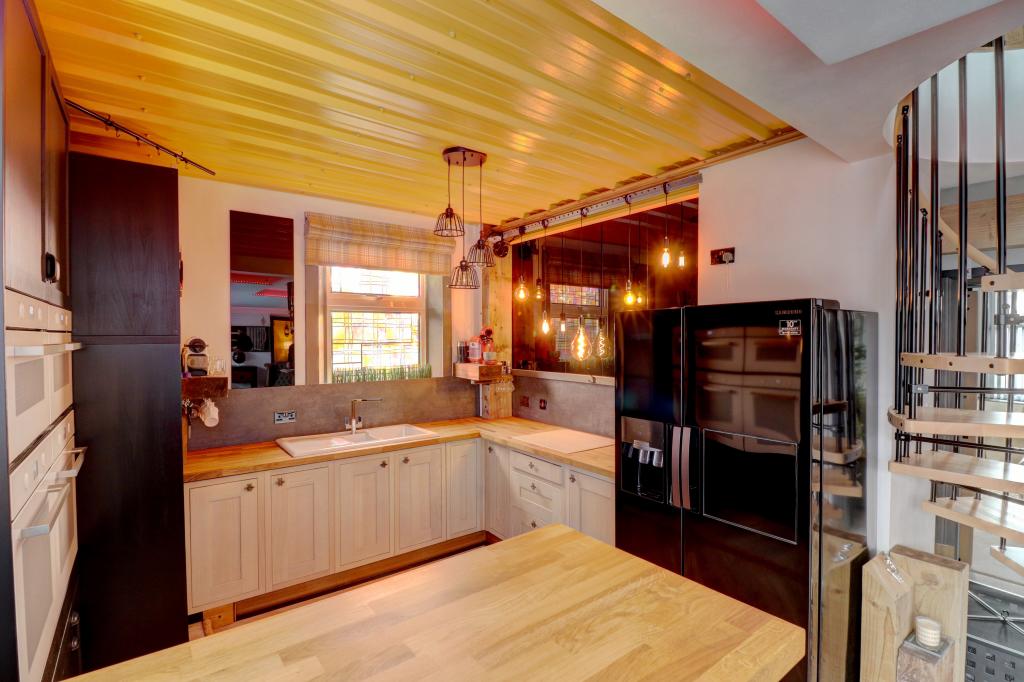 Additional property image - Annan Road, Dumfries, DG1