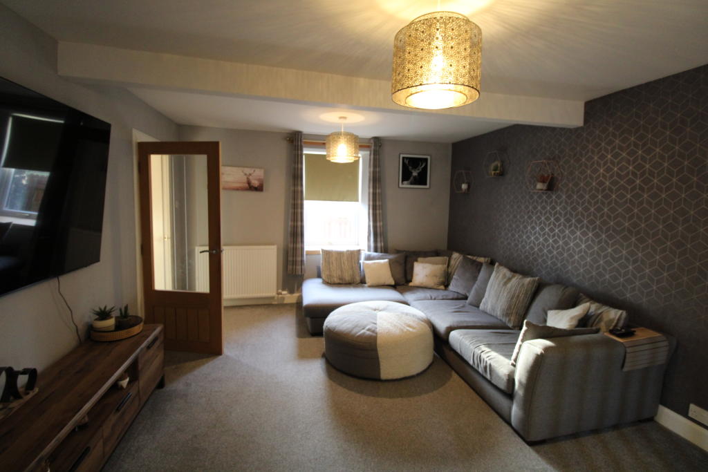 4 bedroom detached house for sale in Novar Road, Alness, IV17