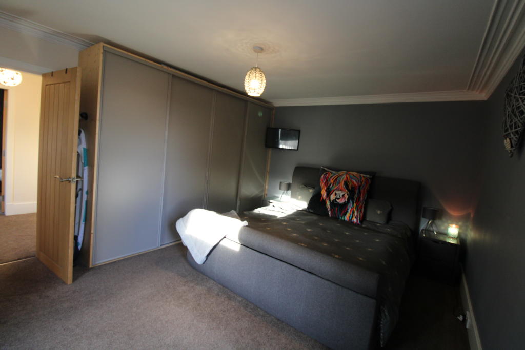 4 bedroom detached house for sale in Novar Road, Alness, IV17