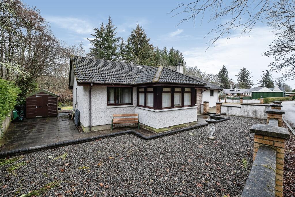 3 bedroom detached bungalow for sale in Evanton, Dingwall, IV16