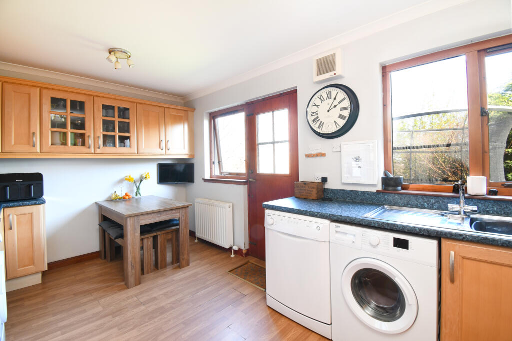 3 bedroom semidetached house for sale in Queens Road, Inverbervie, DD10