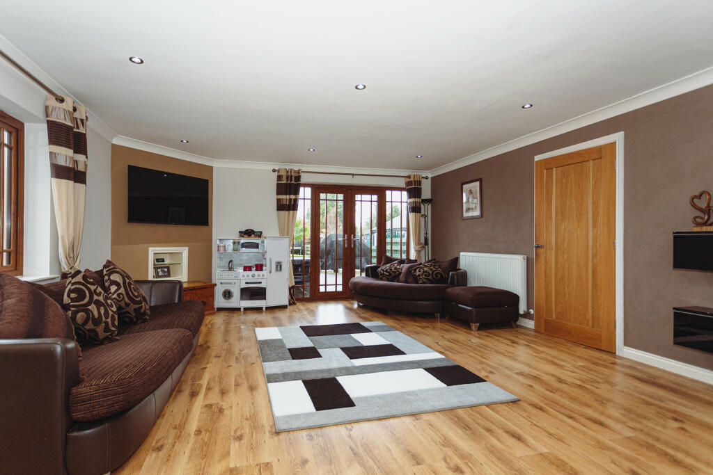 Additional property image - Park Crescent, Creetown, Wigtown Bay, Newton Stewart, DG8