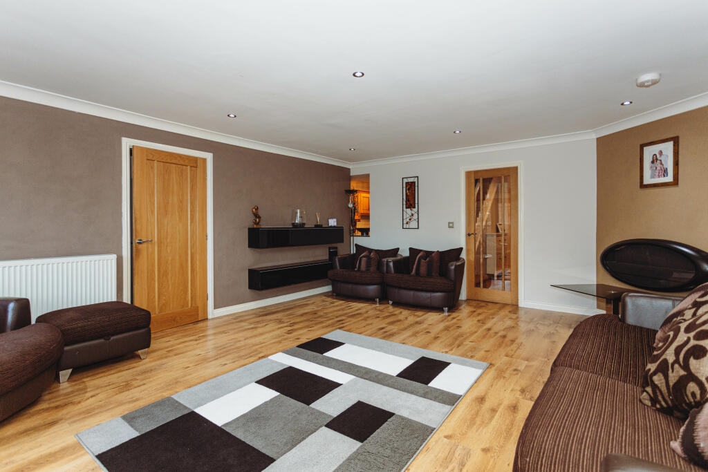Additional property image - Park Crescent, Creetown, Wigtown Bay, Newton Stewart, DG8