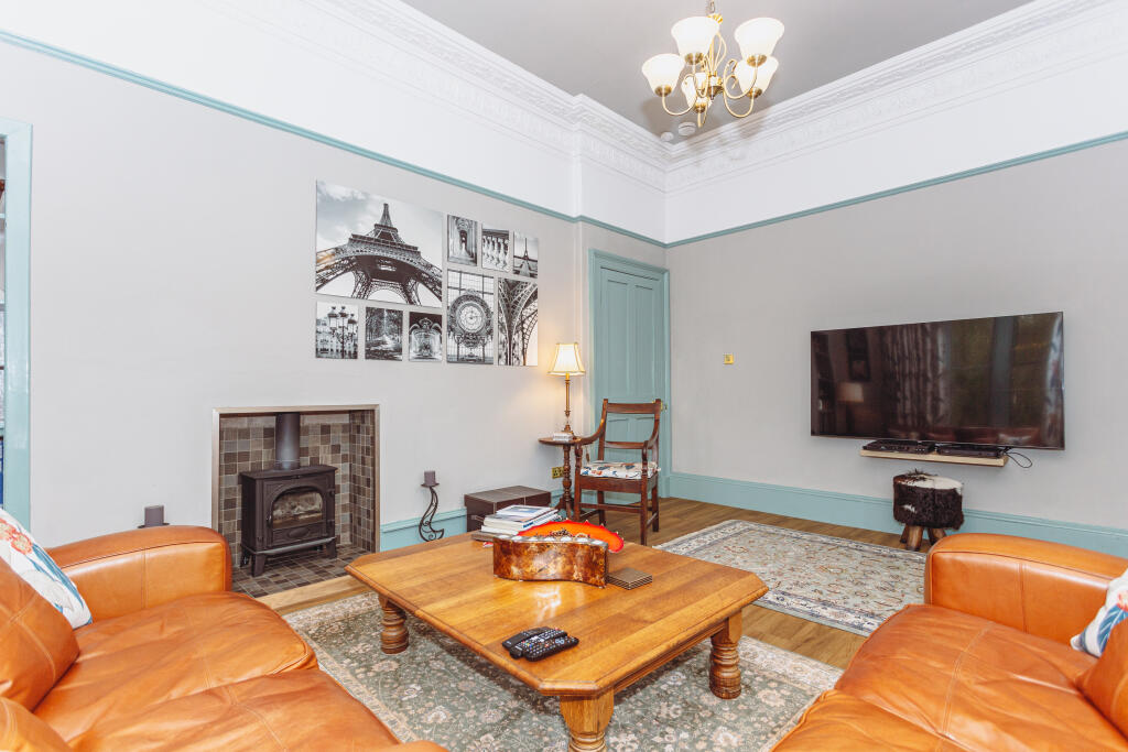 Additional property image - George Street, Dumfries, DG1
