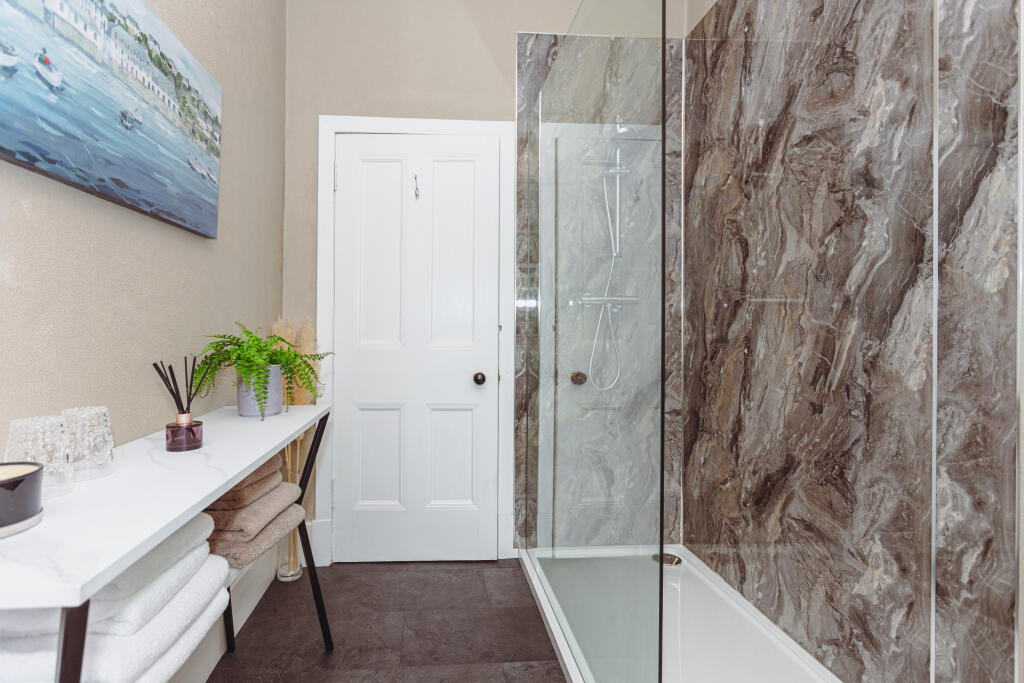 Additional property image - George Street, Dumfries, DG1