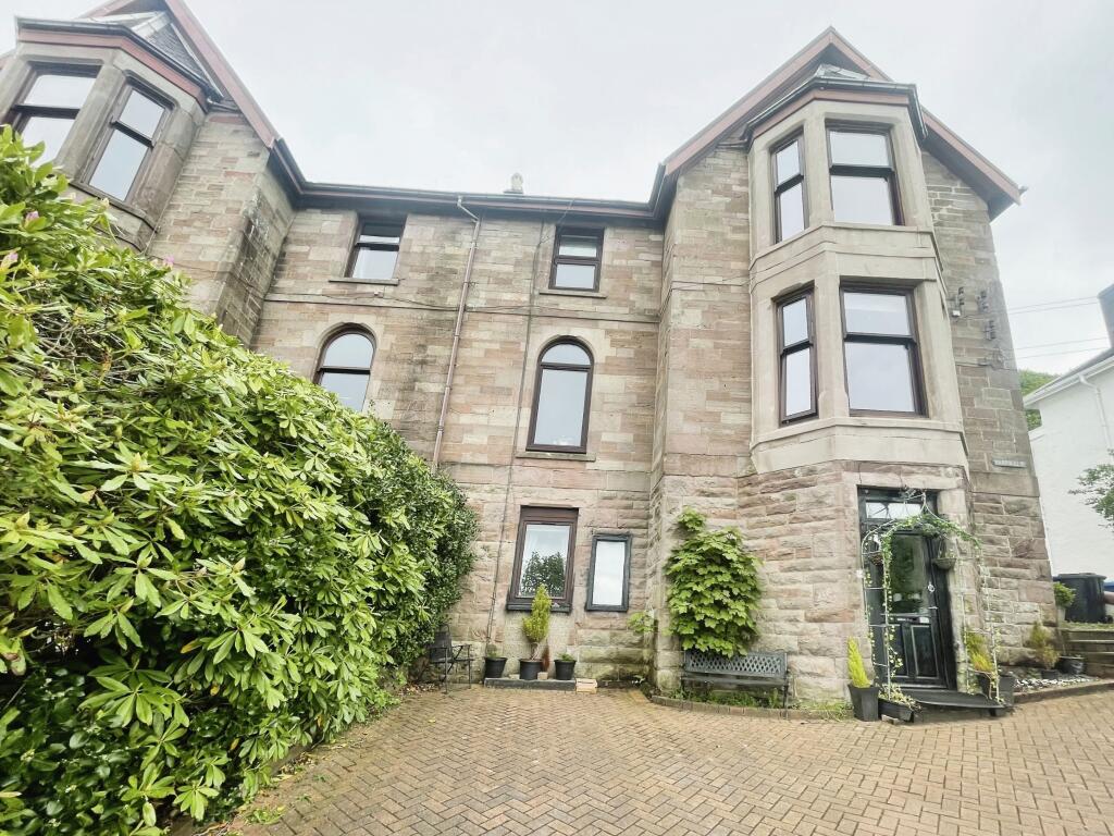 2 bedroom flat for sale in Barrhill Road, Gourock, PA19