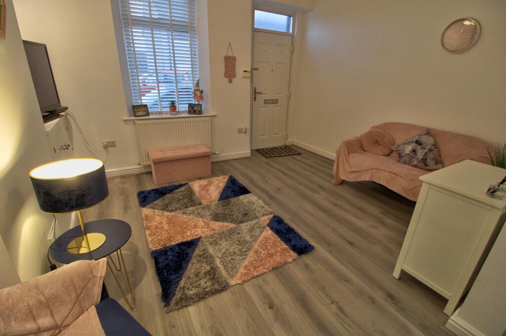 2 bedroom terraced house for sale in Hartington Street, Daltonin