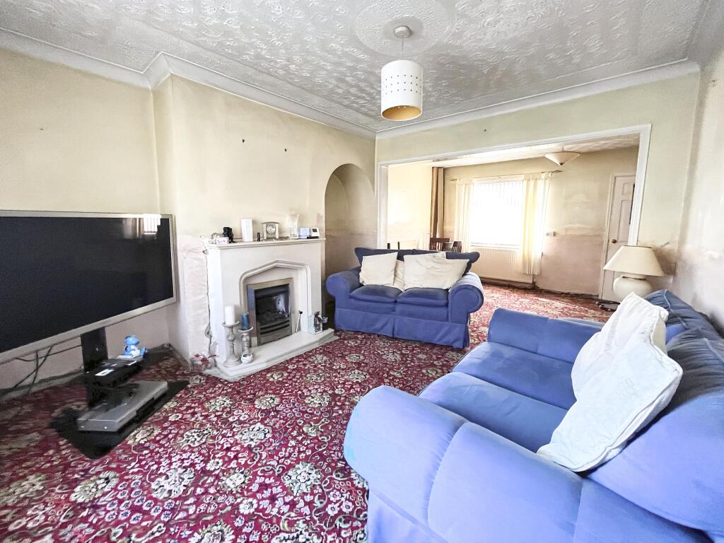 2 bedroom terraced house for sale in Queens Avenue, Seaham, SR7