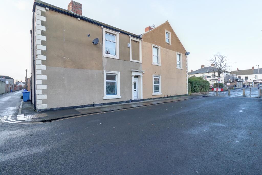 2 bedroom terraced house for sale in Coomassie Road, Blyth, NE24