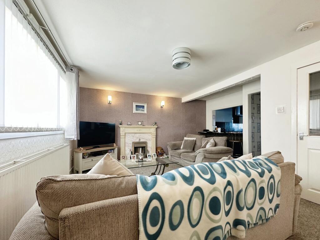 4 bedroom flat for sale in Brougham Street, Greenock, PA16