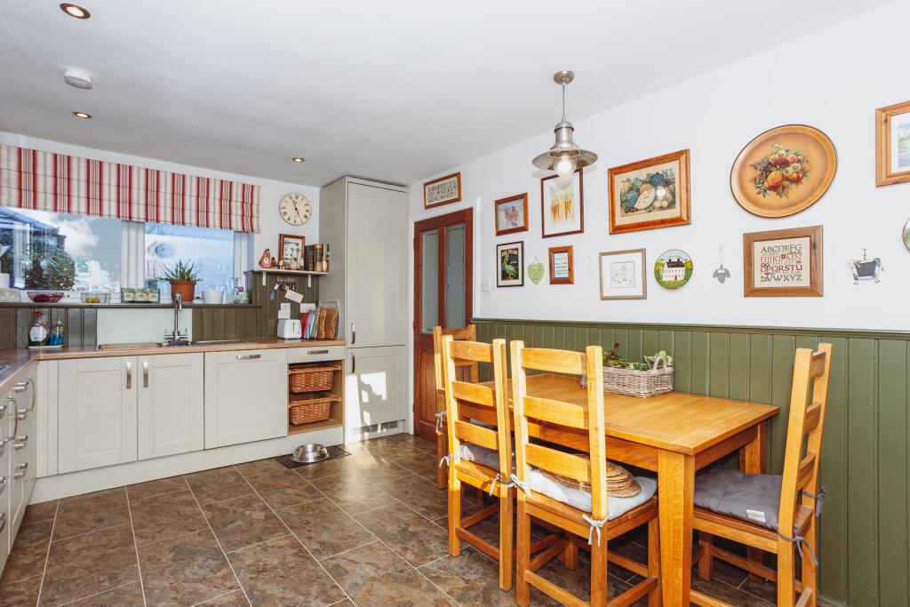 Additional property image - 27 Castle Street, Lochmaben, Lockerbie, DG11