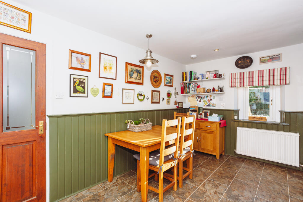 Additional property image - 27 Castle Street, Lochmaben, Lockerbie, DG11