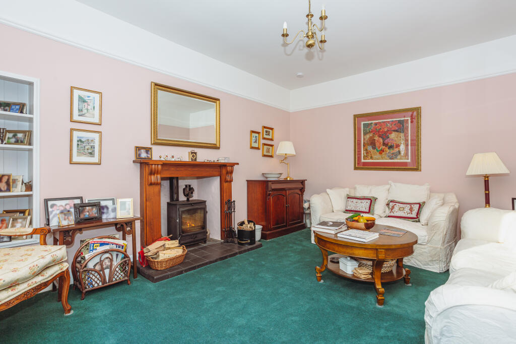 Additional property image - 27 Castle Street, Lochmaben, Lockerbie, DG11