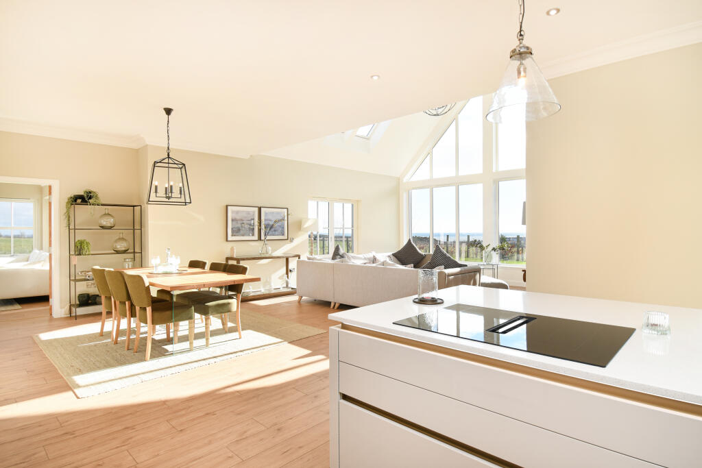 Additional property image - Queen Elizabeth Drive, Chapelton, AB39