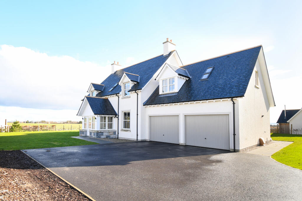 Additional property image - Queen Elizabeth Drive, Chapelton, AB39
