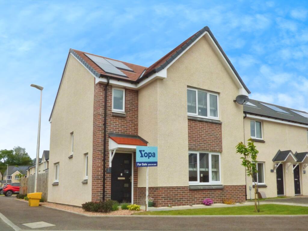 3 bedroom detached house for sale in Peter Easton Lane, Markinch