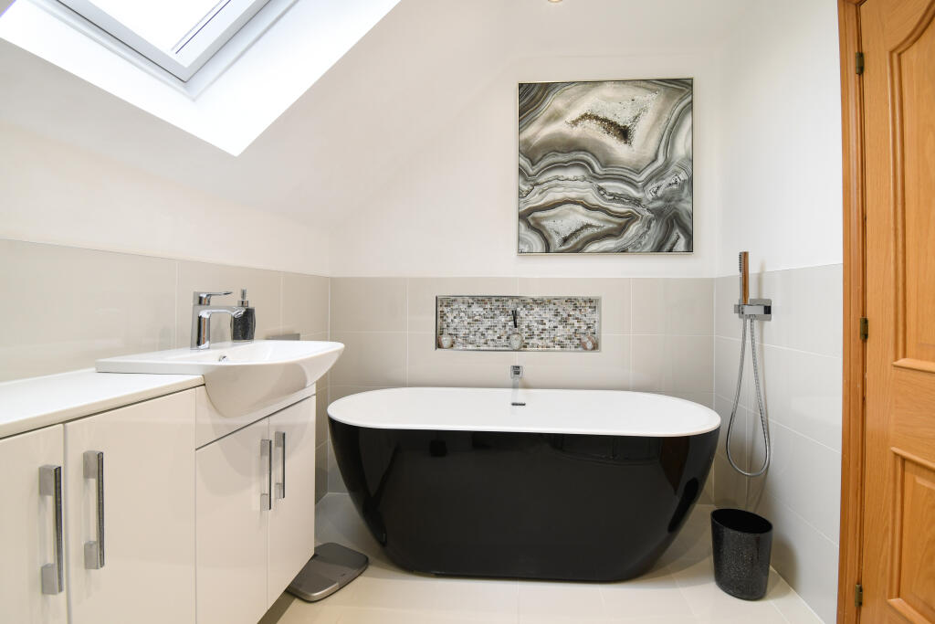 Additional property image - Castle Gardens, Edzell, DD9
