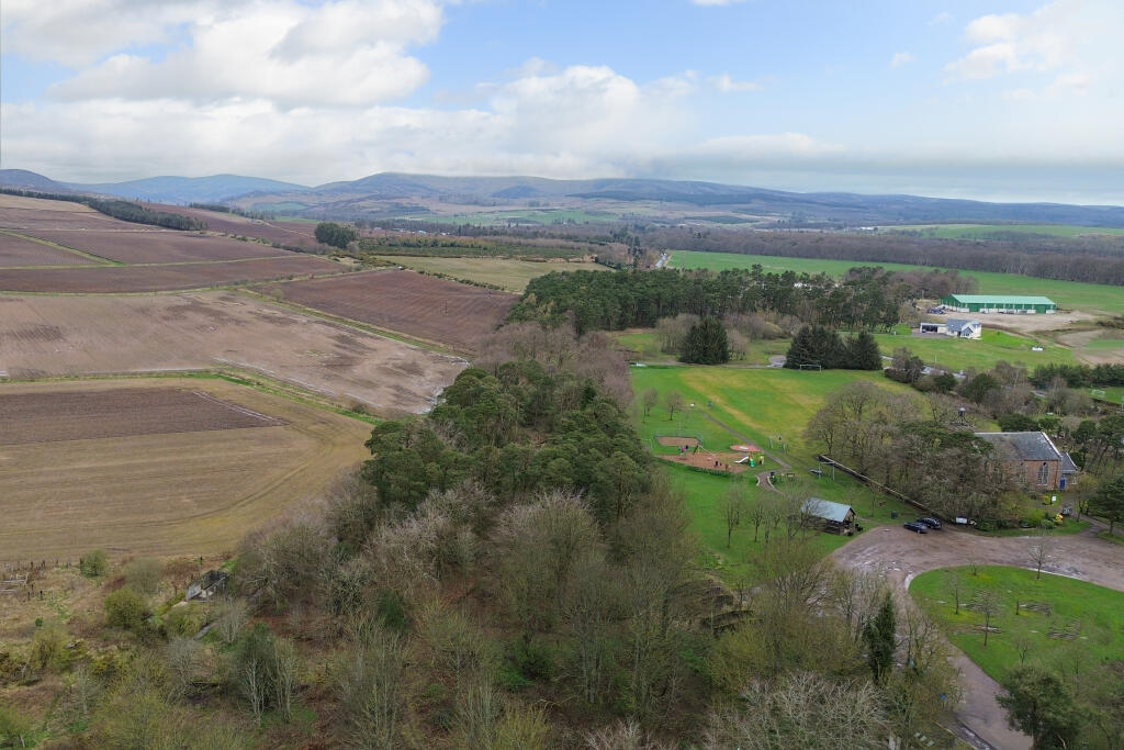 Additional property image - Castle Gardens, Edzell, DD9