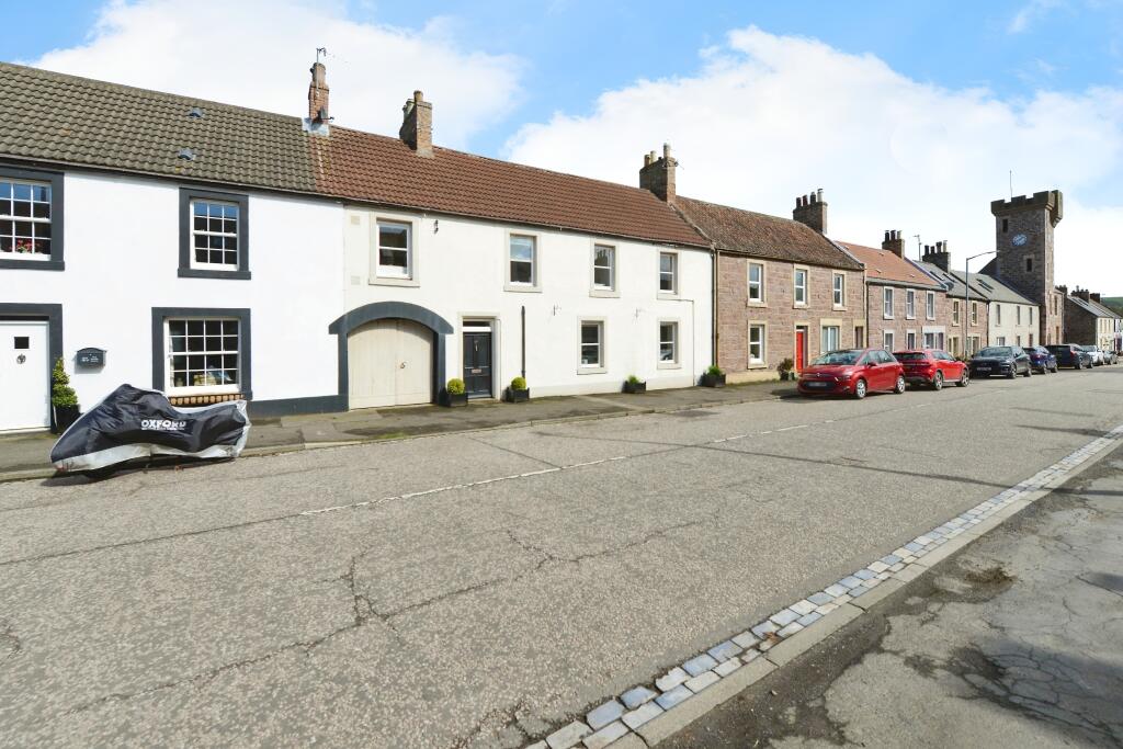 4 bedroom terraced house for sale in High Street, Eyemouth, TD14