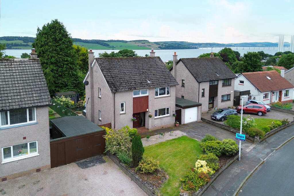 3 bedroom detached house for sale in Dawson Road, Broughty Ferry, DD5