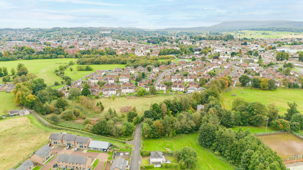 Additional property image - College Road, Dumfries, DG2