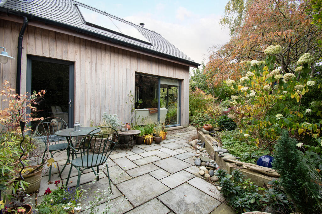 Additional property image - Blackiemuir Avenue, Laurencekirk, AB30