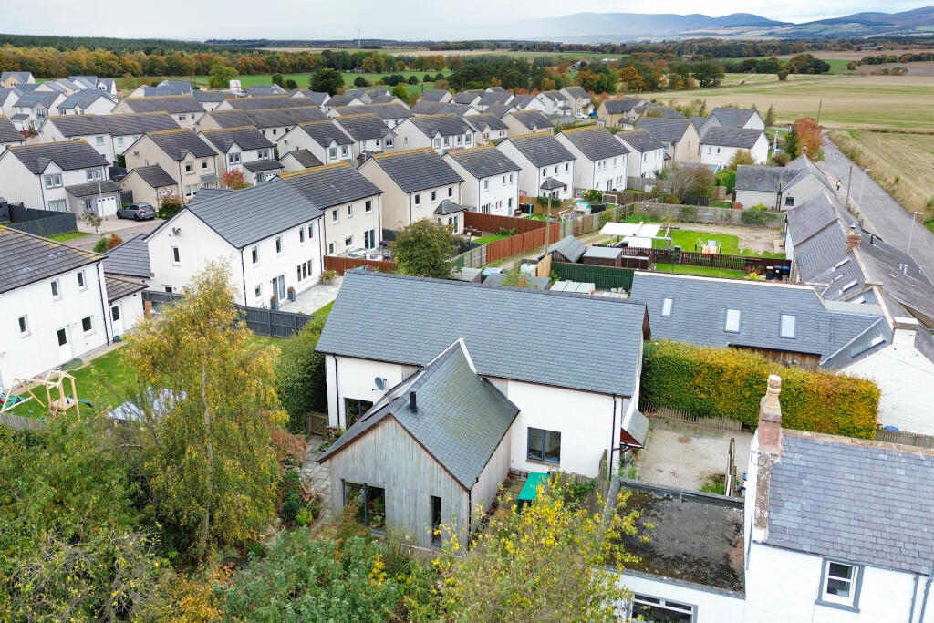 Additional property image - Blackiemuir Avenue, Laurencekirk, AB30